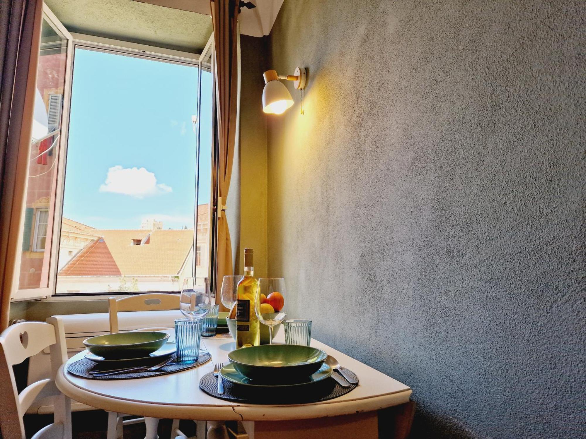 Homeholidaysanremo - Classic エクステリア 写真